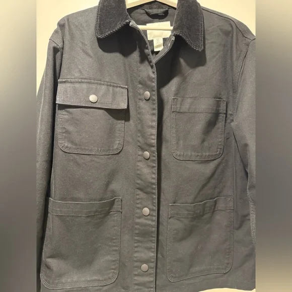 Black Jacket - Picture 2 of 4